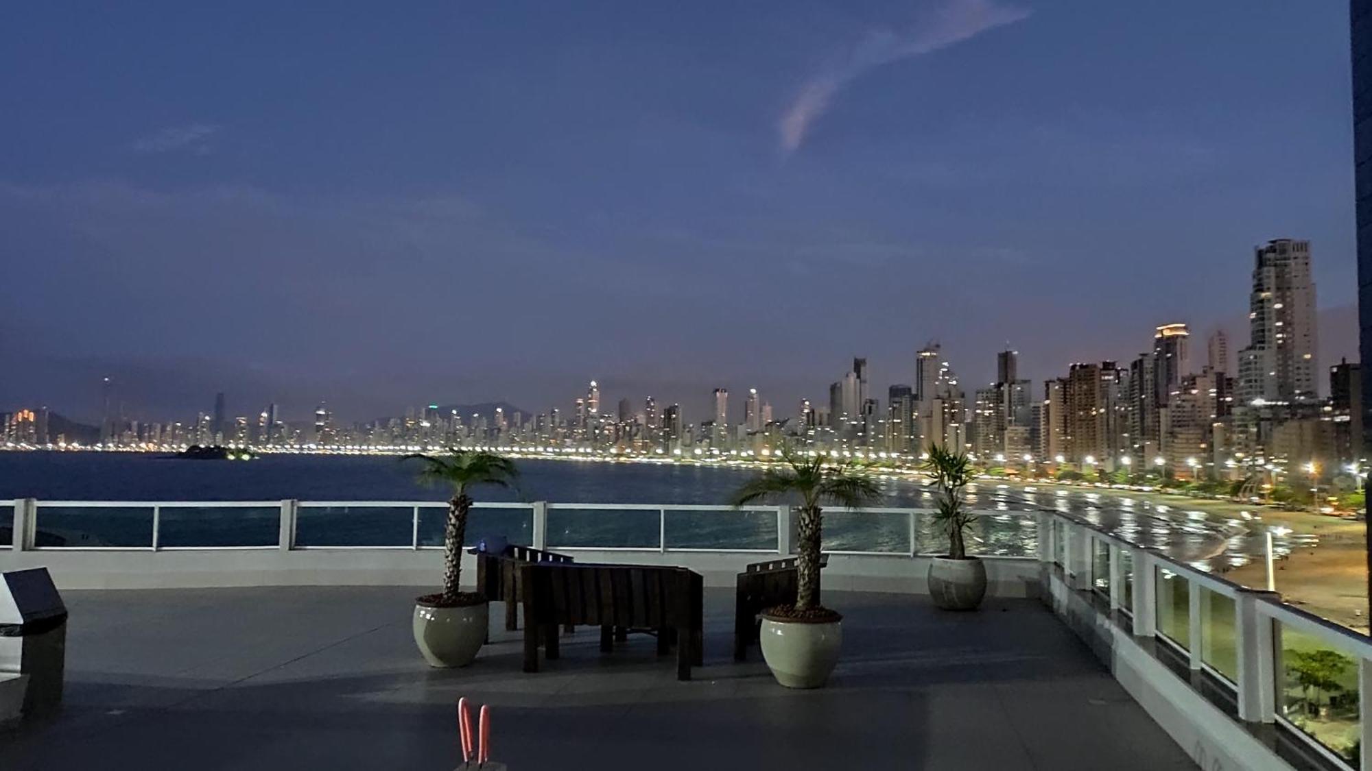Studio Pe Na Areia Balneário Camboriú Exteriör bild